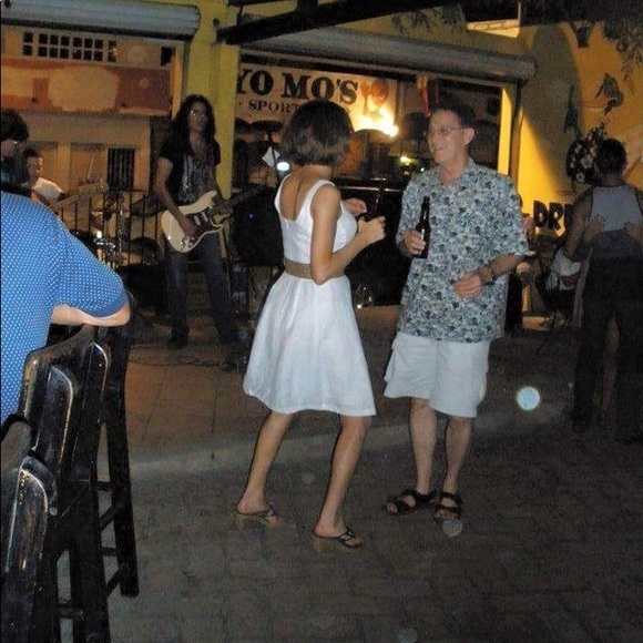 Meet your Posher, Amelia - Picture 8 of 9